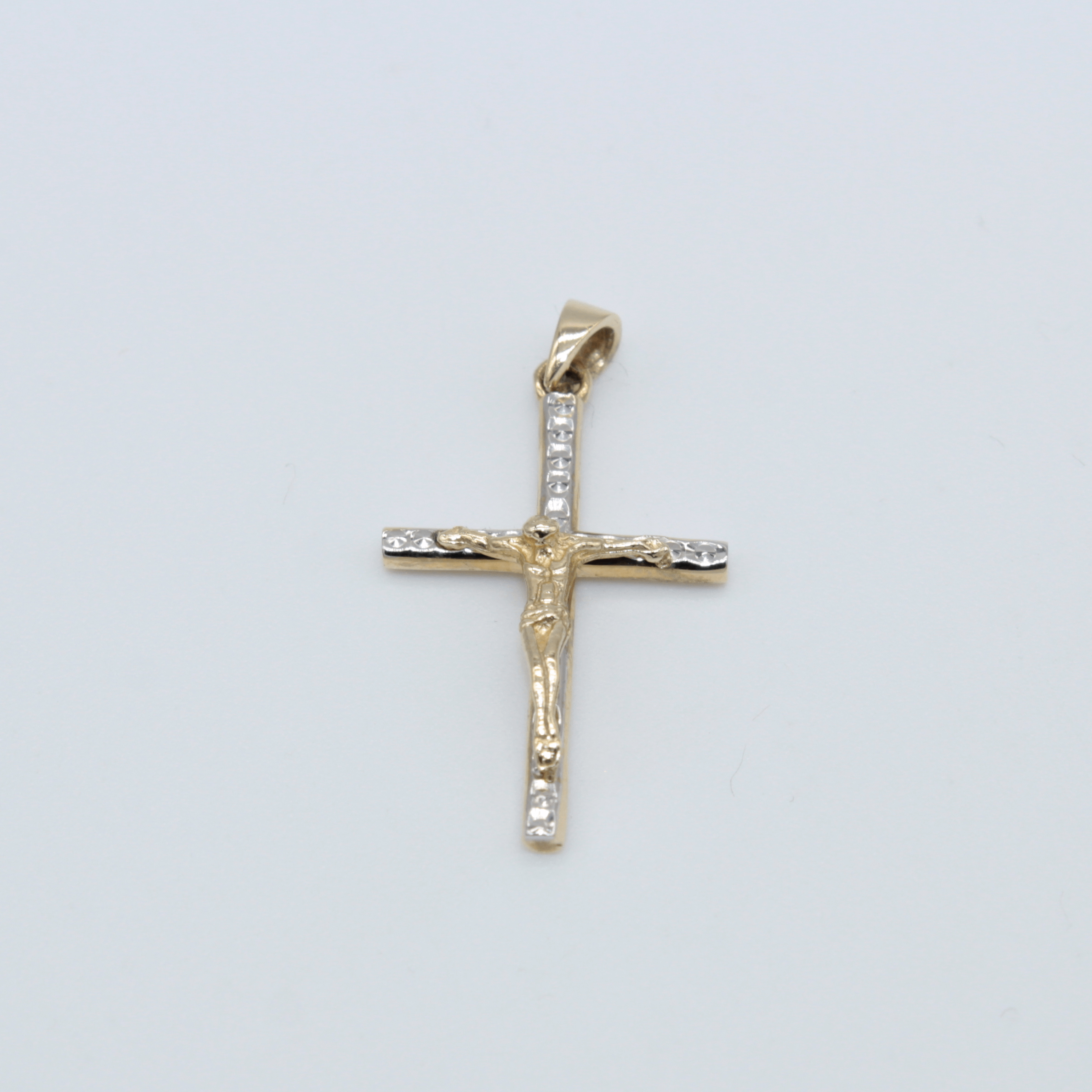 DIJE ORO 14KL 0.8 DI14K11